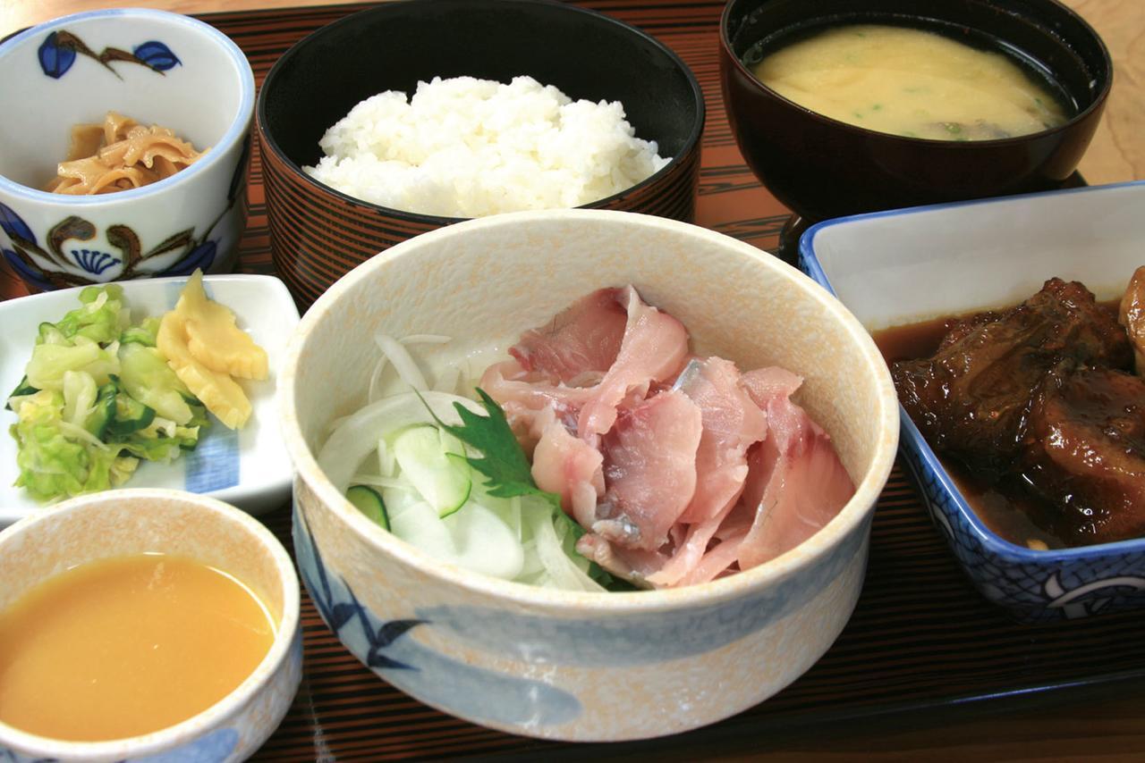 Ayuno Oyado Sansui Hotel Kobaruyama Esterno foto